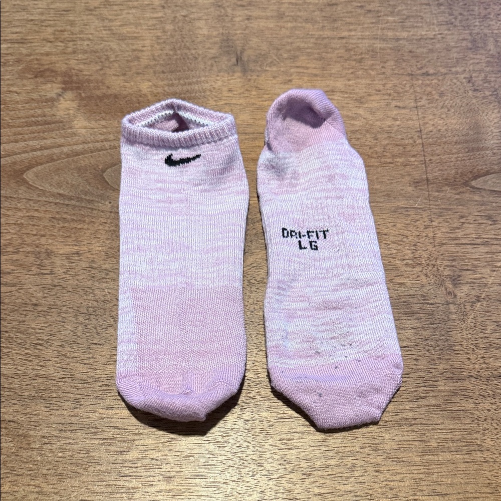 NIKE Dri-Fit Socks - L